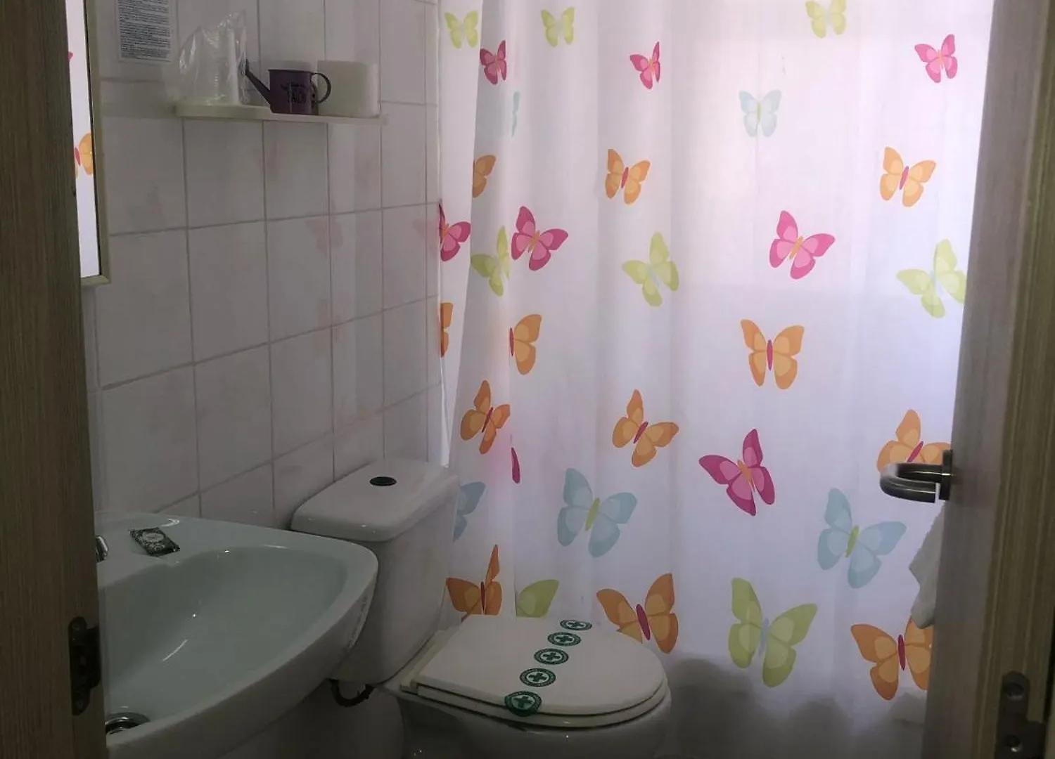 Hostal Tahiti Rs Salou Guest house