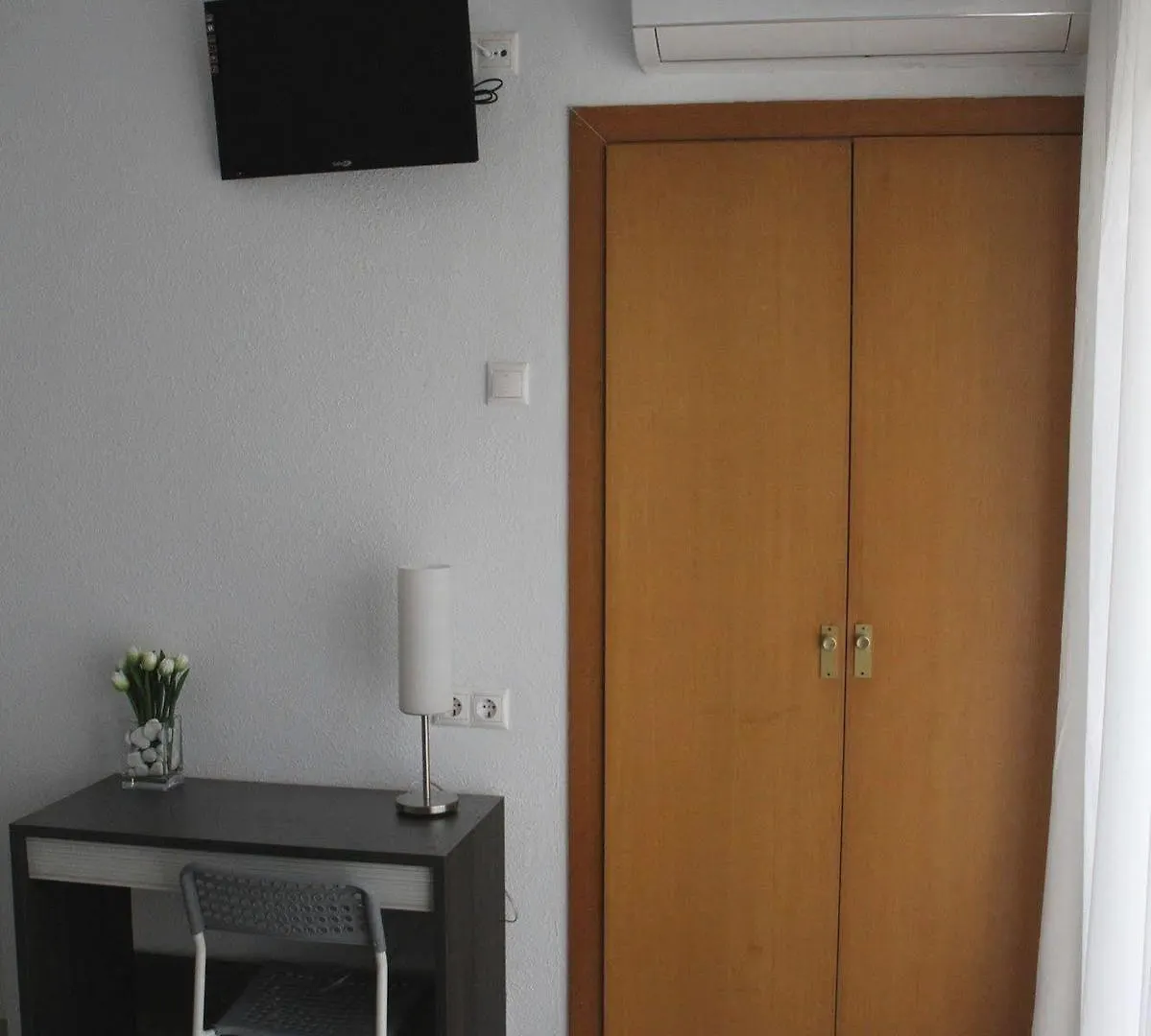Hostal Tahiti Rs Salou Španělsko