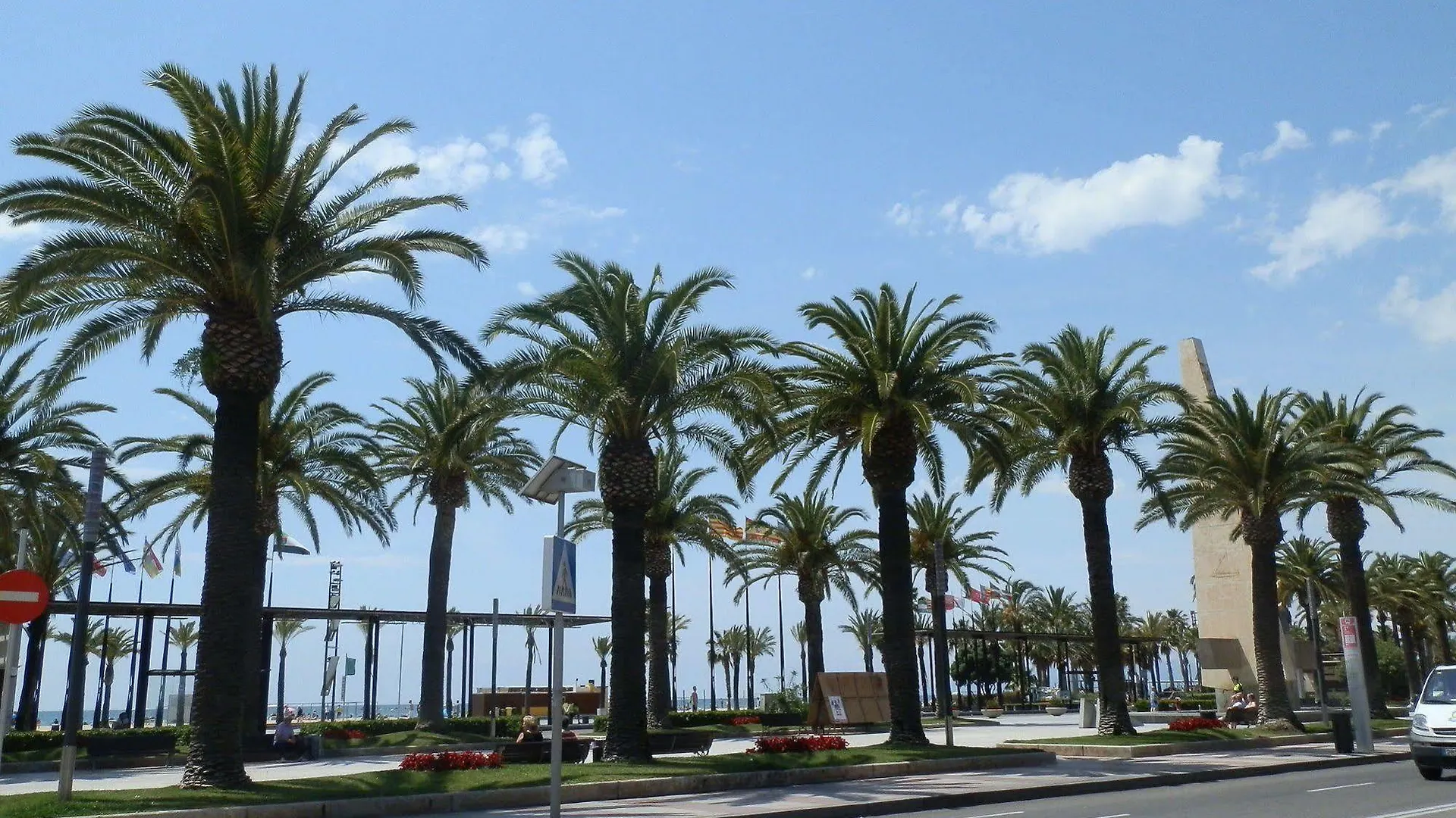 Hostal Tahiti Rs Salou 2*,